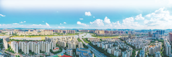    身處粵港澳大灣區(qū)的惠州，城市環(huán)境不斷向好，散發(fā)出不一般的宜居魅力。  本組圖片 惠州日報記者周楠 攝