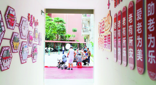     全市目前完成214個“惠民空間”微改造。這是改造后的老舊小區金沙俊園一角。惠州日報記者楊建業 攝