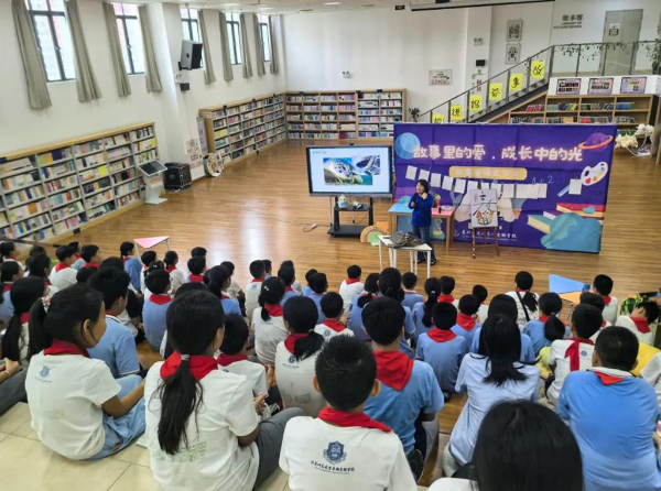 廣東省生態(tài)文明宣講“六進(jìn)”活動(dòng)（惠州市）海洋生態(tài)科普進(jìn)校園主題宣講活動(dòng)2_副本.jpg